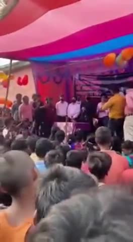 मिस्टरी गर्ल👑 #Pushpam_priya_chaudhary
ना जाती ना धर्म सिर्फ मुदा रोजगार और कृषि