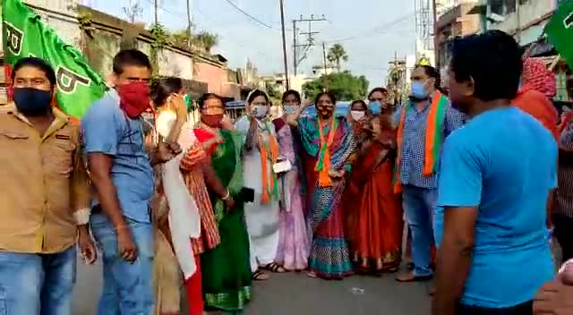 हेमन्त सरकार जब से सत्ता में आई है झारखंड वासियों को दबाना चाहती है इसी का एक कारनामा काला म्युटेशन बिल कानू﻿न 
#पाकुड़