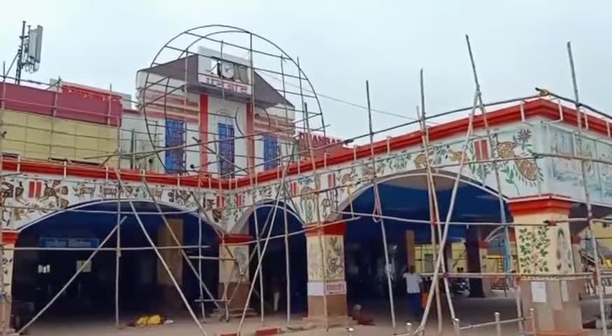धनबाद/केंदुआडीह: धनबाद होकर गुजरने वाली ट्रेनों में नवंबर तक वेटिंग, सीट नही मिलने से यात्री परेशान #भारतीय_रेल
