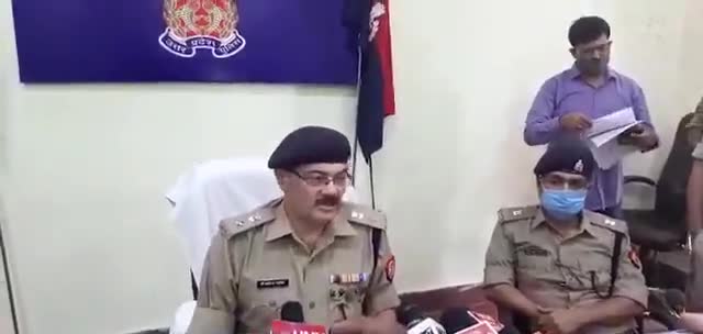 हैदरगढ़: थाना सुबेहा #barabankipolice द्वारा 01 शातिर चोर की गिरफ्तारी, कब्जे से एक बक्सा व एक मोटरसाइकिल की बरामद की गई