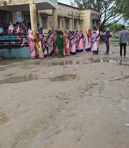 सिधवलिया: #नीतीश_सरकार Asha krj taw ko mantali  Badaya jaye