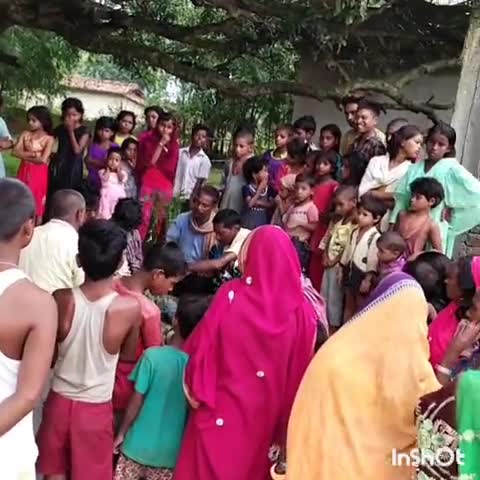 गाण्डेय: दूल्हाडीह निवासी युवक को सांप काटने के बाद लोहारी ग्राम में लाकर की जा रही है झाड़-फुक #अंधविश्वास #सर्प_दंश
