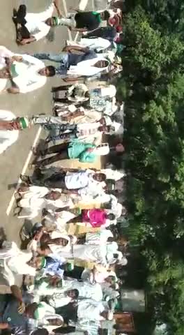 नौगावां सादात: जनपद अमरोहा में किसान विरोधी कानून को लेकर किसान यूनियन ने कराया चक्का जाम
#standwithfarmerschalnge