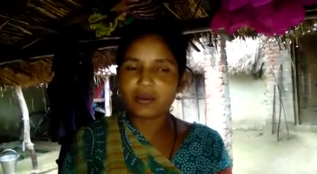 खेती-बाड़ी कुछ नहीं हो रही। बिजली बिल अचानक से महंगा हो गया। न कुछ खाने को है और न कमाने को। #किसान #रोज़गार #पीएम_मोदी