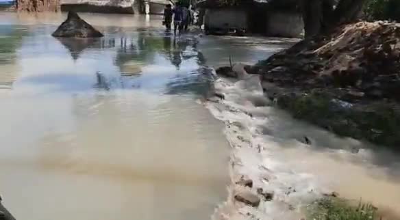 तरैया: गंडक नदी के बढ़ते जलस्तर से तरैया के एक दर्जन गांवों में घुसा बाढ़ का पानी, पलायन करने लगे लोग #बाढ़ #पलायन