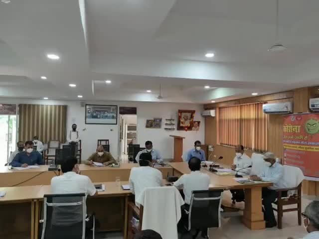 हमीरपुर: कलेक्ट्रेट सभागार में त्रिस्तरीय पंचायतों के निर्वाचन को लेकर प्रशिक्षण कार्यशाला का हुआ आयोजन #कार्यशाला