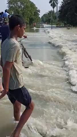 बरौली: #भट्टी_मोड़_बरौली_की_आज_की_स्थिति_
#guptaspp
#sahilgupta