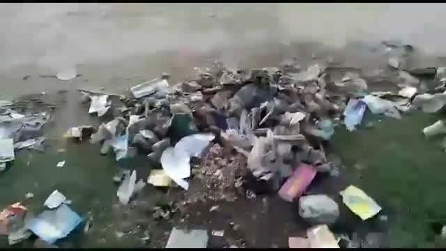 सेवराई: दिलदारनगर में काली माता मंदिर के पास सफाई के अभाव में लगा कूड़े का अंबार, गंदगी से लोग परेशान #स्वच्छ_भारत