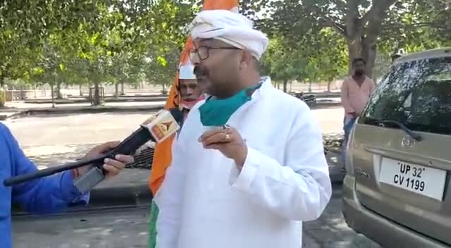 #हाथरस की बेटी के इंसाफ के लिए लड़ेंगे, नहीं डरेंगे। 
#YogiResignNOW #उत्तरप्रदेश #बीजेपी #आदित्यनाथ_इस्तीफा_दो