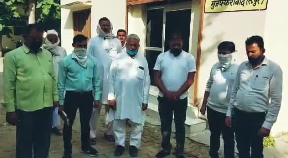 बेहट: मुजफ्फराबाद में राज्यकर्मियों व प्रधानों ने मौन रख कर हाथरस की निर्भया को दी श्रद्धाजंलि #हाथरस_कांड