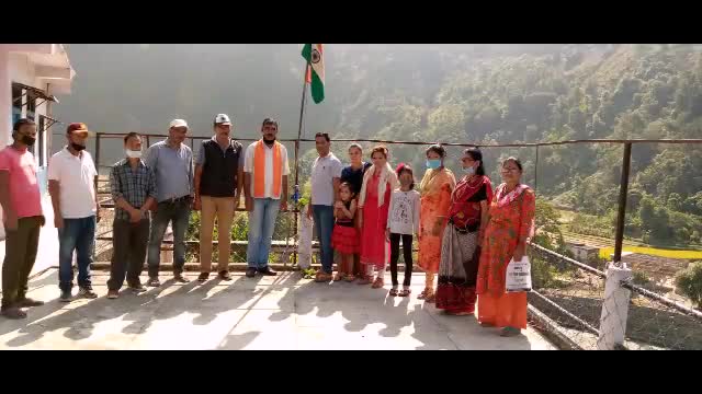 बंगापानी: जौलजीबी में बीजेपी कार्यकर्ताओं ने मनाई महात्मा गांधी व लाल बहादुर शास्त्री की जयंती #गांधी_जयंती #शास्त्री_जयंती