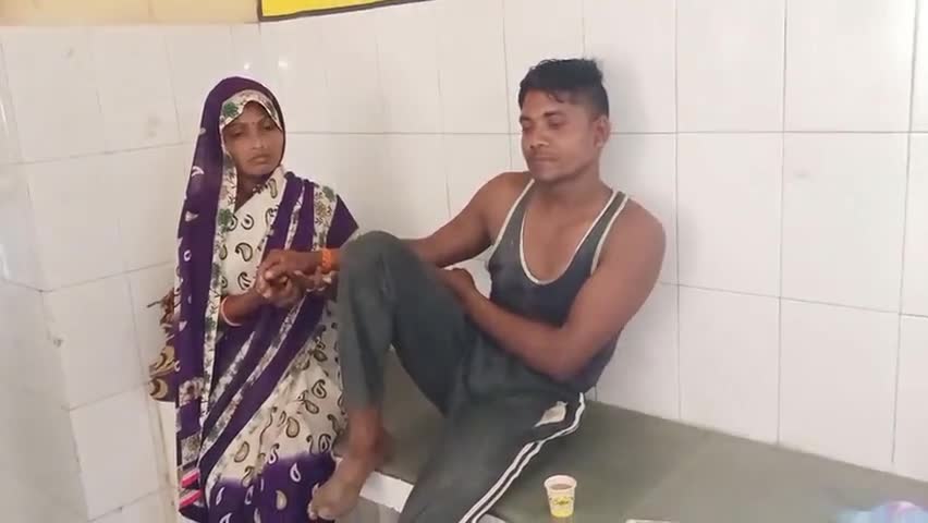 इकौना: भलुहिया दसौंधी में जमीन गोड़ने के विवाद में हुआ खूनी संघर्ष, 2 सगे भाई घायल #खूनी_संघर्ष