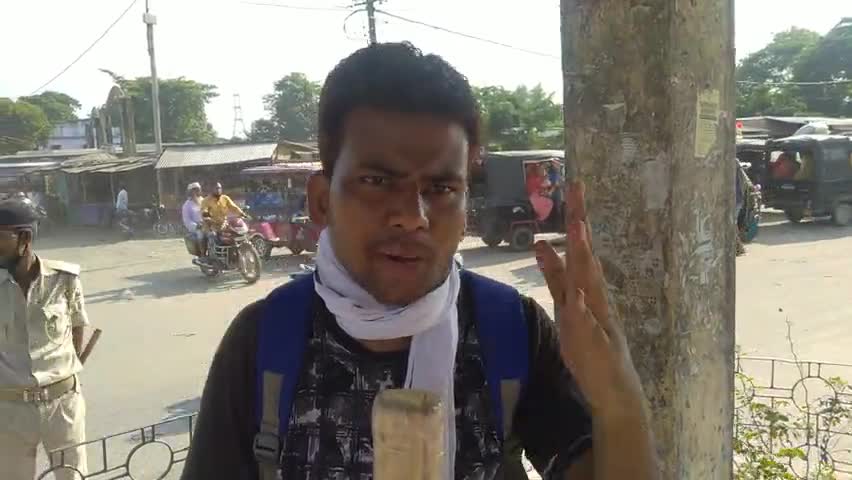 पलासी: अररिया की जीरोमाइल में लगा रहता है जाम ,सुबह हो शाम हमेशा लगी रहती है जाम , अतिक्रमणकारियों के हत्थे चढ़ा #गोलंबर#अररिय