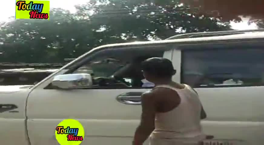 बैसा: Aimim बिहार के प्रदेश अध्यक्ष  अख्तरुल इमान अमौर प्रखंड के  गेरुआ चौक पर आए और सभी से मुलाकात की
#aimim_bihar #amour