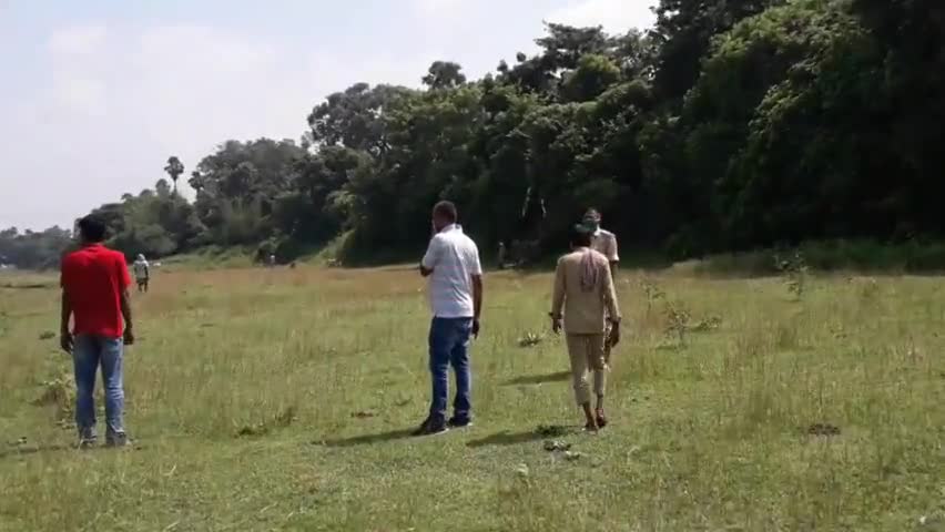 महेशपुर: महेशपुर बांसलोई नदी में सड़ा गला कंकालनुमा लाश मिलने से फैली सनसनी जांच में जुटी पुलिस #लाश