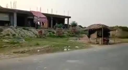 सपा का उद्देश्य,
उत्तर से उत्तम प्रदेश। 

#KaamBoltaHai