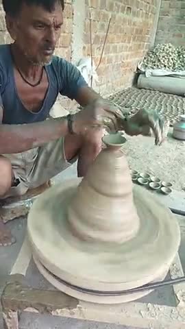 इंदौर: #diwali #mittidiye#diye#madeinindia