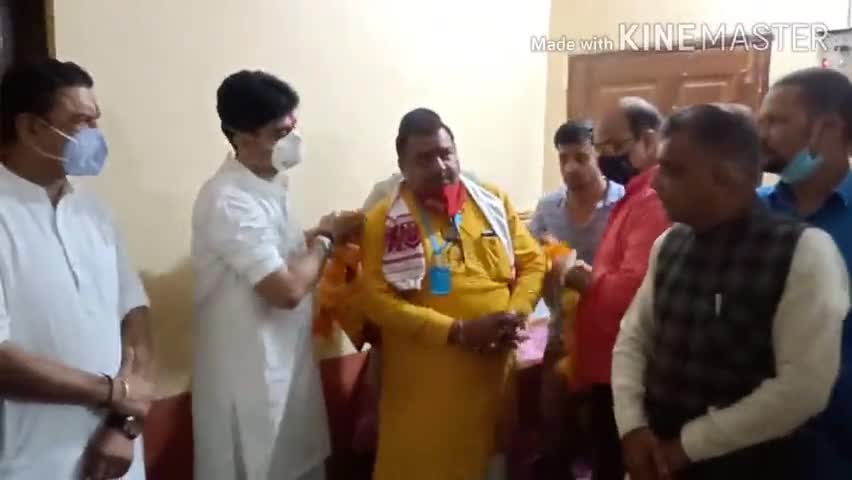 बड़ौद: बड़ौद पहुंचे देवास महाराज विक्रम सिंह पंवार व सुसनेर विधायक राणा विक्रम सिंह,भाजपा के पक्ष में की मतदान की अपील #उप_चुनाव