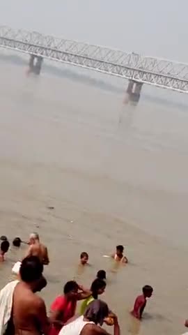 बरौनी: सिमरिया में लगी भारी-भरकम भीड़ नवरात्रा के दिन शनिवार थ/ #public #viral_lockdown_4