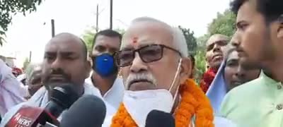 आलमनगर विधानसभा से NDA प्रत्याशी नरेंद्रनारायन यादव अपने नामंकन के बाद मीडिया से बात करते हुए।
#NDA 
#आलमनगर
