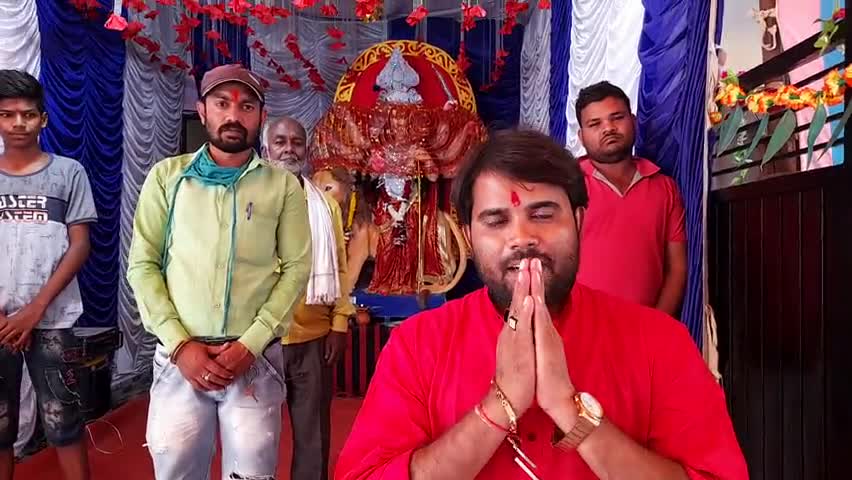 रायपुर: #navaratri की पूजा के दौरान आखिर ये क्या कह दिया #Actor #RajSahu ने! #HeadPhon लगाकर देखें #video ?