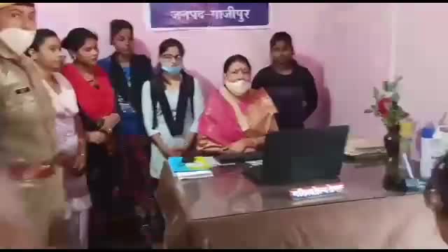 सेवराई: जमानिया विधायक सुनीता सिंह ने मिशन शक्ति कार्यक्रम के तहत गहमर कोतवाली मे महिला हेल्प डेस्क का किया उद्घाटन #मिशन_शक्ति