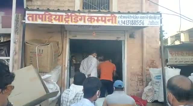 मेड़ता: #मेडता सिटी:-नगरपालिका की बड़ी कार्यवाही,385kg प्रतिबंधित पलास्टिक, पालिका द्वारा कार्यवाही के बाद  शहर  मैं मचा हड़कंप,