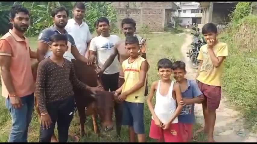 #नंदी महाराज जी को कुआ से सकुशल बाहर निकालने के बाद युवा साथीगण।