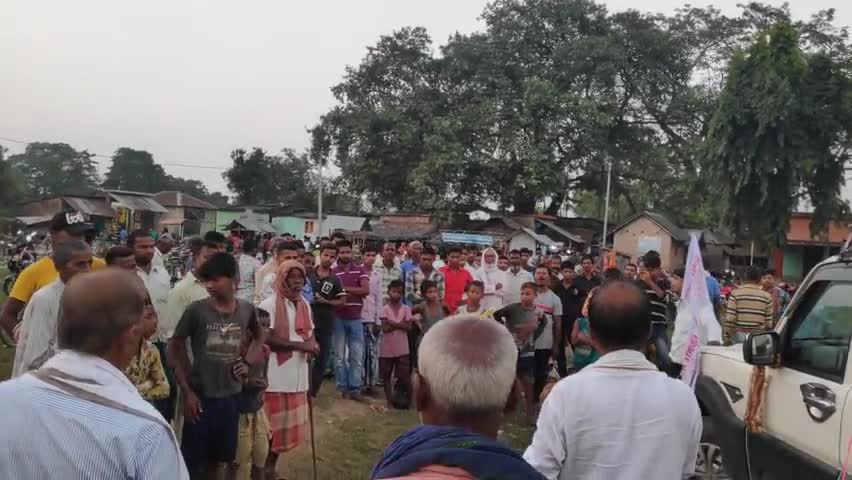 आज़मनगर: किशोर मंडल के जनसंपर्क अभियान मे क्षेत्र से लोगों का मिल रहा हैं अभुतपूर्ण समर्थन
#pranpur