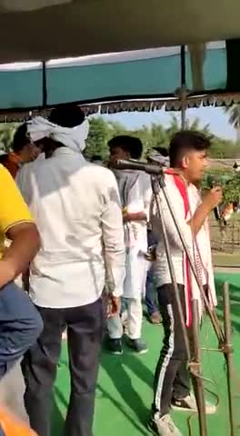 किसान कर्जदार है _, युवा बेरोजगार हैं
अपराधियों की भरमार है _प्रषासन लाचार है
#MRK