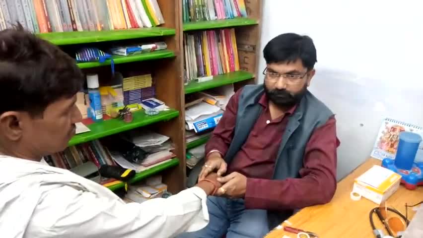#पेट में दर्द,#गैस,#घुटने में दर्द हुआ ठीक (रोगी की जुबानी अपनी कहानी- रामनारायण) डॉ नवीन सिंह, कटेश्वर पार्क 9026444465