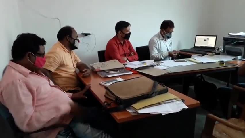 महेशपुर: मनरेगा आयुक्त के साथ महेशपुर मनरेगा कर्मी ने किया वर्चुअल बैठक #आयुक्त