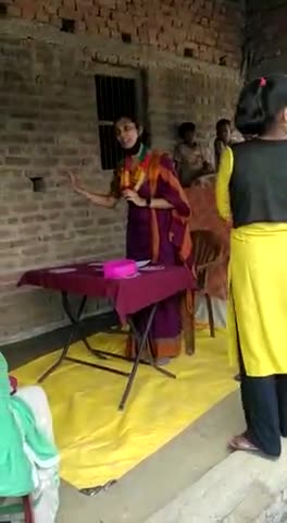 प्लुरल्स पार्टी की उम्मीदवार शालनी कुमार जनसंपर्क करती हुई । और झेत्र विकास की पालिसी बताती हुए। #voteforplurals
