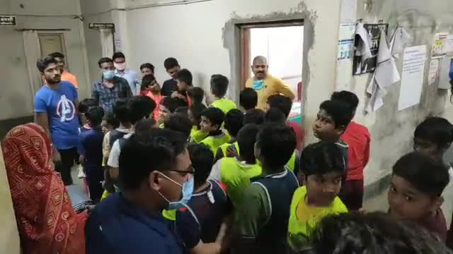 खिलाड़ियों के विरोध के बाद भी खैरागढ़ के फतेह मैदान में ही लगेगी पटाखा दुकानें #player #dipawali