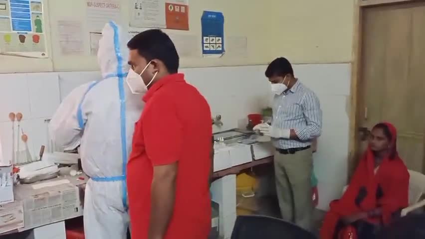 इकौना: सीएचसी में हेल्थ टीम ने 292 लोगों के लिए सैंपल, 163 की रिपोर्ट आई नेगेटिव #कोरोना_टेस्ट