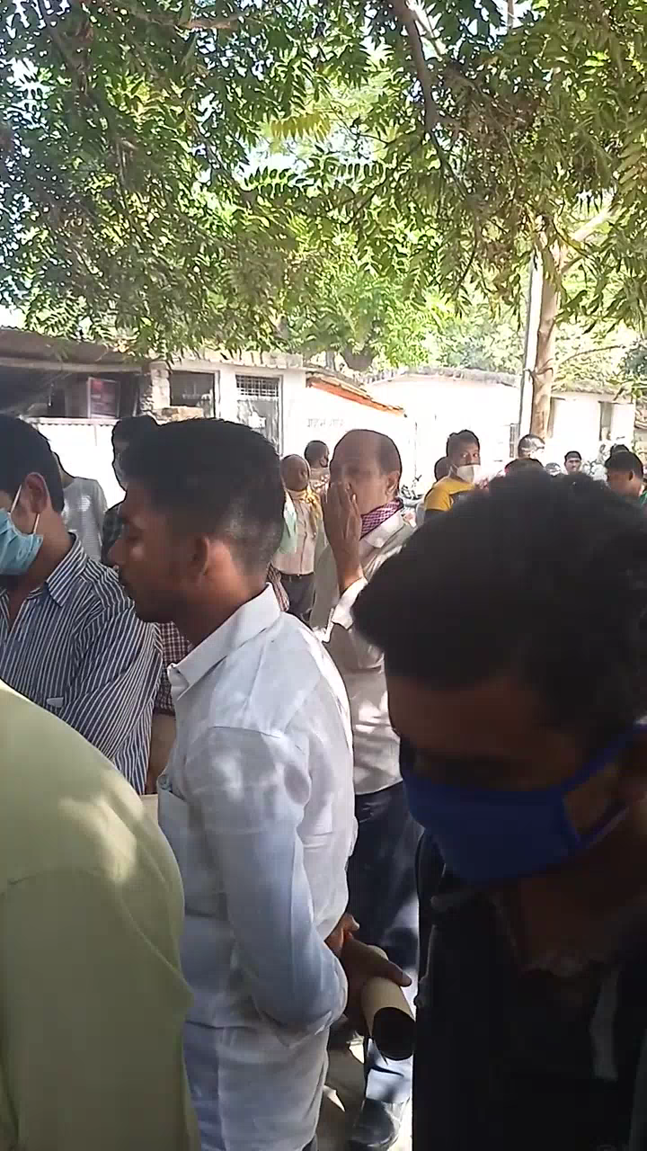 गोरखपुर: गोरखपुर स्थित #आर टी ओ #ऑफिस के अंदर चलाया गया कोरोना टेस्ट अभियान
