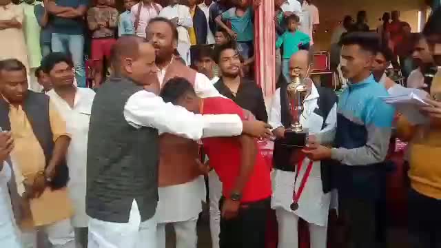 सेवराई: नौली के जय नागा बाबा स्पोर्टिग क्लब द्वारा चिल्ड्रन डे एवं दीपावली के उपलक्ष में खेलकूद प्रतियोगिता का हुआ आयोजन
#खेलकूद
