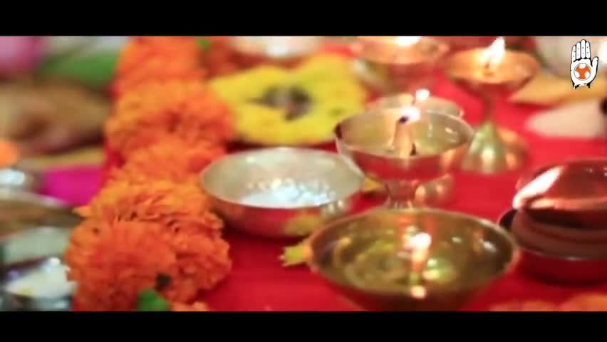 दिवाली को दूसरों की सेवा के रूप में मनाए। कोरोना काल में परेशान लोगों की मदद करे। #diwali2020 #srinivasbv #ektathakur