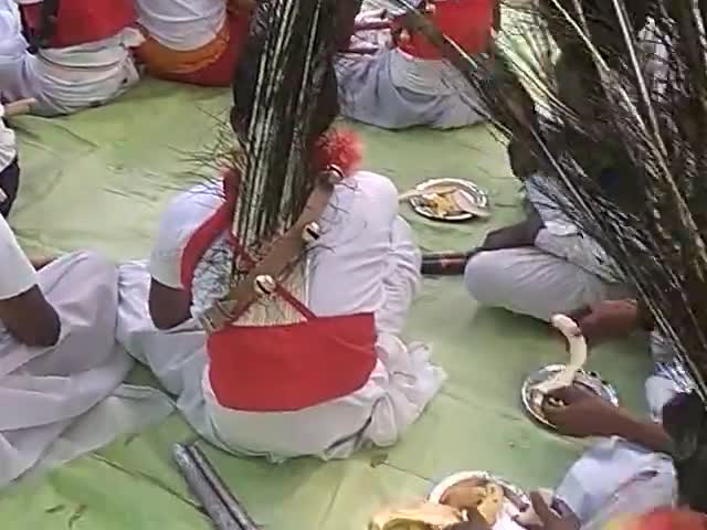 खनियाधाना: दुर्गापुर में देसी डांस सभी मोनी बाबा﻿को दीपावली की हार्दिक शुभकामना#ramkumar lodhi
