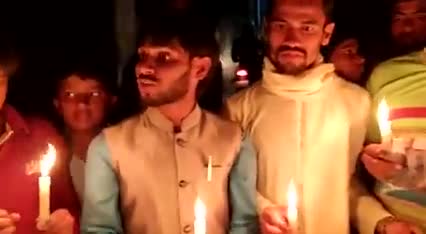 Gulnaz को न्याय दिलाने के लिए परसौनी में निकाला गया #कैंडल_मार्च और सरकार से जल्द न्याय देने की सभी ने लगाई गुहार