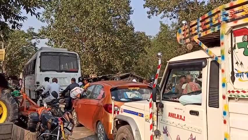 जाले: जाले और कदम चौक पर सड़क जाम से परेशान रहे इलाके के लोग #सड़क_जाम