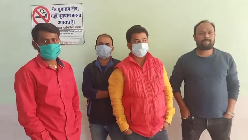 गढ़वा: बेलचम्पा गांव में बालू कारोबारी एवं ग्रामीणों के बीच हुई बकझक, 9 लोगों पर दर्ज हुई प्राथमिकी #बालू #प्राथमिकी