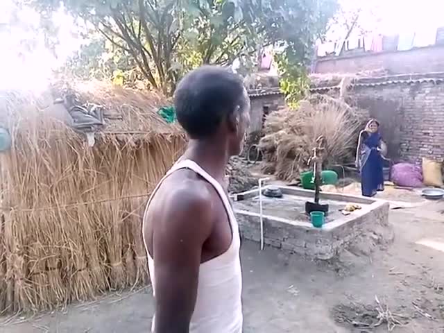 दरौंधा: डुमरी वार्ड 7 में ग्रामीणों को समय से नहीं मिल रहा नल जल का पीने के लिए स्वच्छ पानी, ग्रामीणों में नाराजगी #नलजल