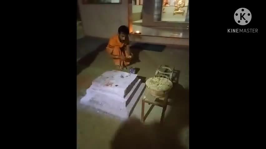 श्री शालाजी मंदिर श्री कुलदेवता तिवारी बाबा मंदिर घर पर #देवउठनी #एकादश #पूजा संपन्न 
आप सभी को देवउठनी एकादशी की #बधाई