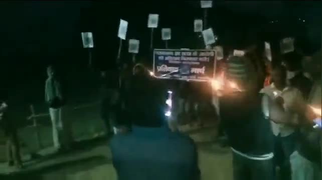 दरभंगा: नरौछ धान के परमानन्द झा के हत्या के कांड में अभी तक प्रशासन के द्वारा हत्यारों को गिरफ्तार नहीं करने पर #आक्रोश_मार्च