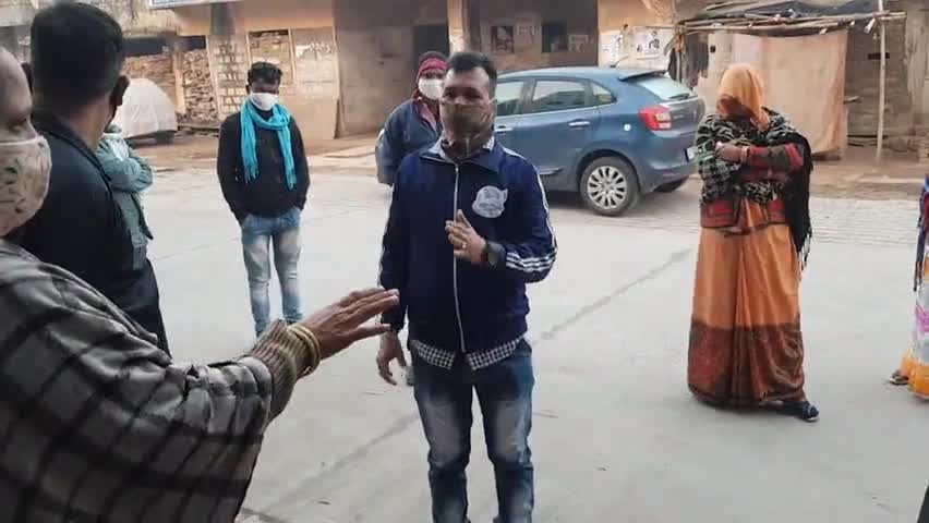 लाडपुरा: वार्ड 53 पार्षद श्रीमती रेखा यादव ने सफाई कर्मचारियों का सम्मान करते हुए की हौसला आफ़ज़ाई 
#kotasouth  #news #trending