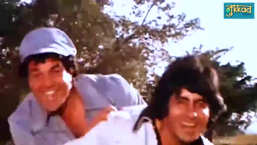 इंदौर: जय-वीरू से भी पक्की दोस्ती की कहानी जिसने करोड़ों का व्यापार खड़ा कर दिया.
#india #bharat #local_for_vocal #desh