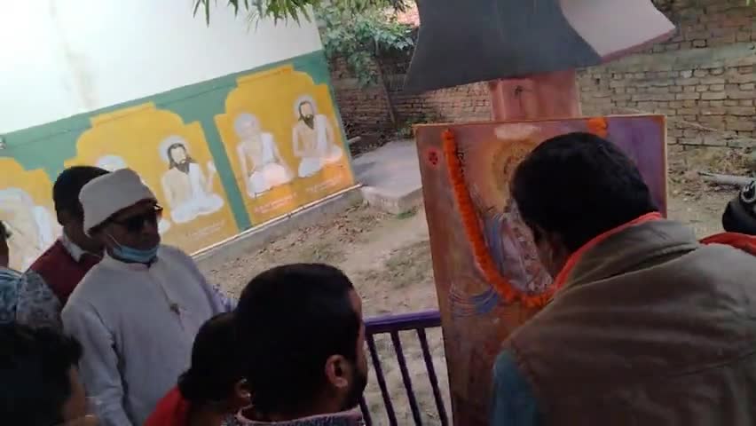 #शौर्य दिवस के अवसर पर गोकुलवली मंदिर मधुबनी में भगवान राम  का पूजा अर्चना करते हुए बजरंग दल विश्व हिन्दू परिषद् मधुबनी