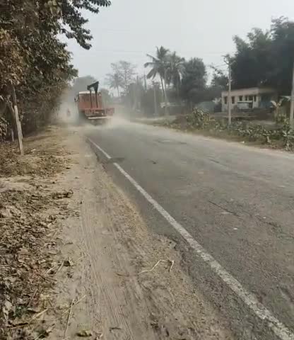 मधेपुरा: NH 107 पर धूल उड़ने से NH के आसपास के लोगो को होती है काफी परेशानी !!
#मधेपुरा #bihar #रिकॉर्ड
