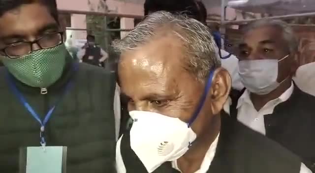 बाड़मेर: बाड़मेर जिला प्रमुख पद चुनाव पर कोंग्रेस का दावा फिर जिला #प्रमुख बनेगा कोंग्रेस का! #barmer #barmernews #followpage